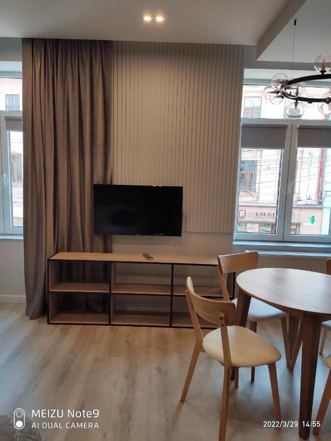 Czernowitz Deluxe Apartments ภายนอก รูปภาพ
