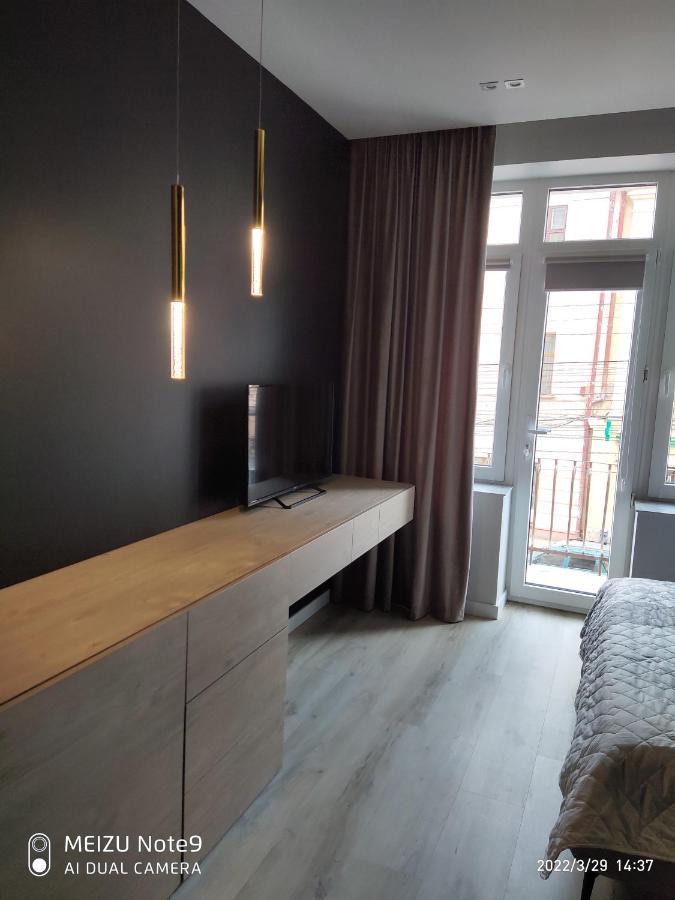 Czernowitz Deluxe Apartments ภายนอก รูปภาพ